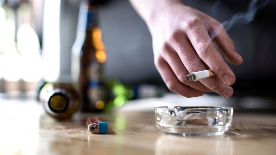 Pros and cons of smoking CBD